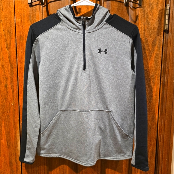 Under Armour: ColdGear 1/2 Zip Gray&Black Fleece Lined Hooded Pullover|Boys:Lrg - Picture 1 of 11